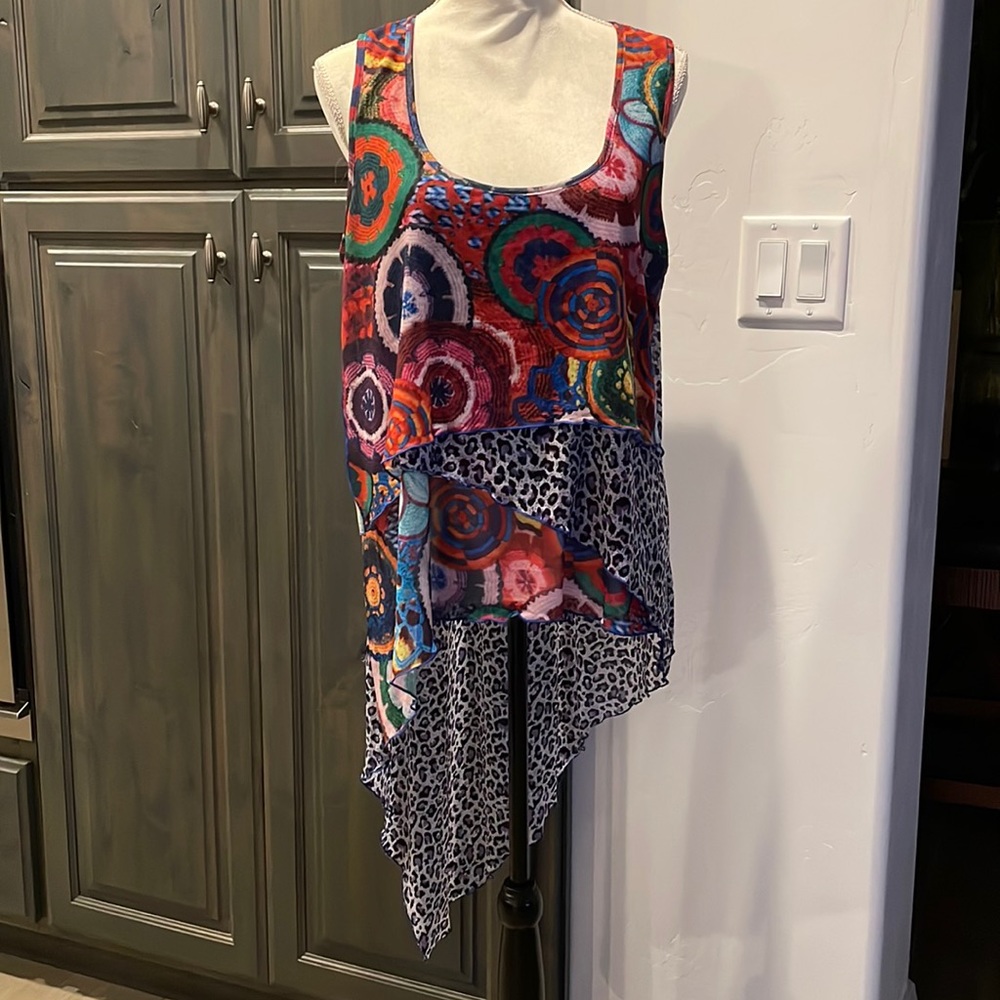 Paris Top